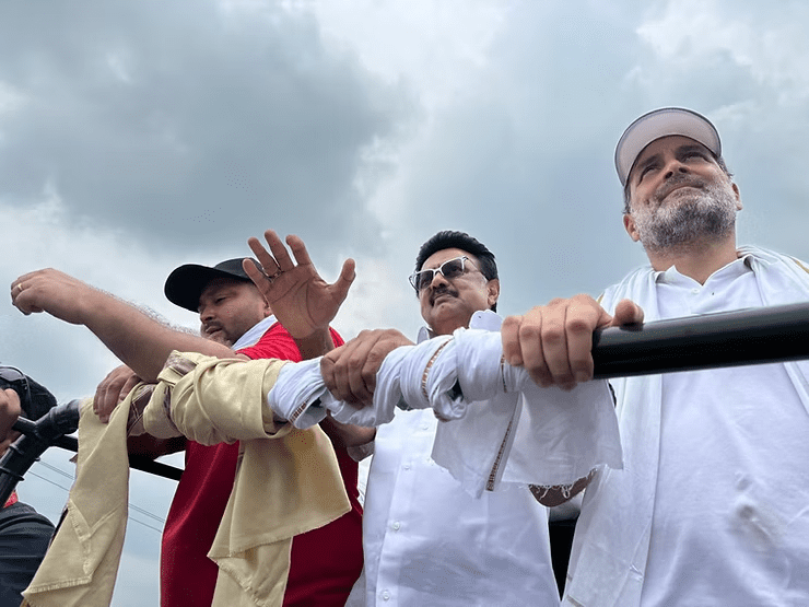 Solidarity for Democracy: MK Stalin’s Stand with Rahul Gandhi in Bihar’s Voter Adhikar Yatra